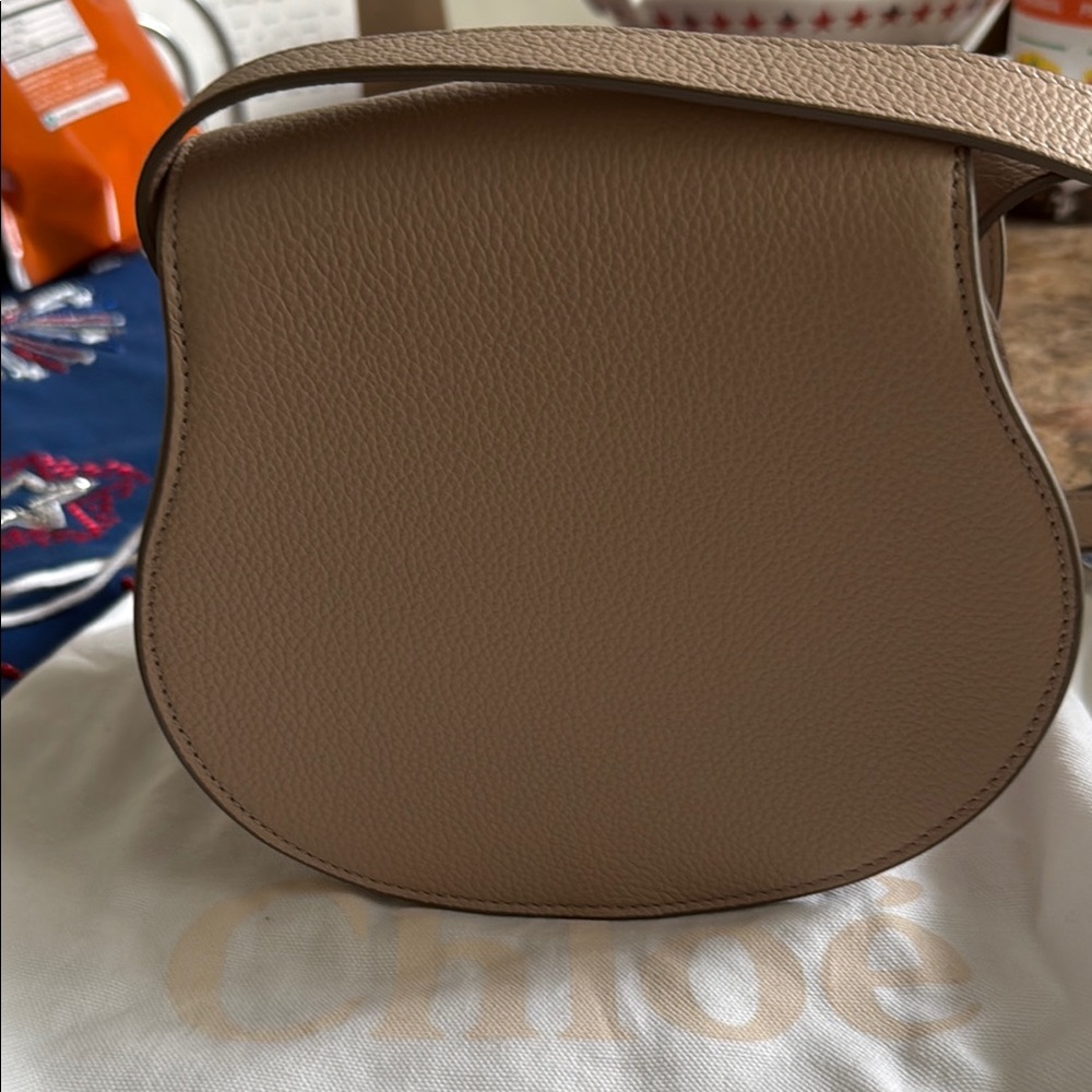 Chloe Crossbody Bag in Taupe Beige with Gold Hardware - Picture 3 of 12